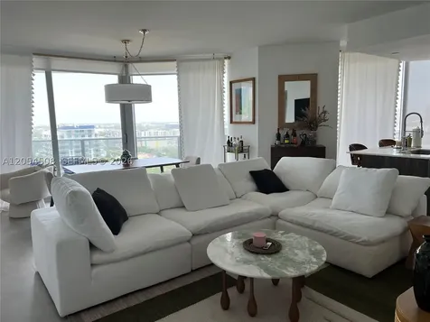 488 NE 18th Street Miami FL 33132