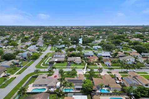 3946 NW 1st Drive Deerfield Beach FL 33442