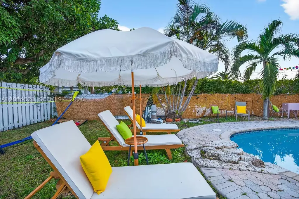 2784 NE 30th Street Lighthouse Point FL 33064