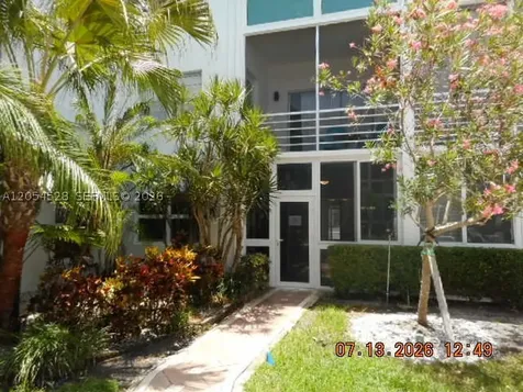 1461 S Ocean Boulevard Lauderdale By The Sea FL 33062