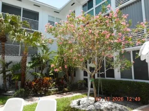 1461 S Ocean Boulevard Lauderdale By The Sea FL 33062