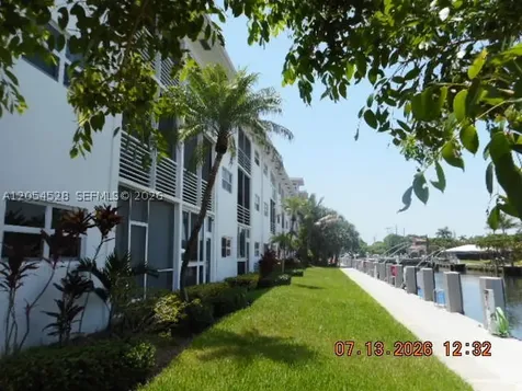 1461 S Ocean Boulevard Lauderdale By The Sea FL 33062