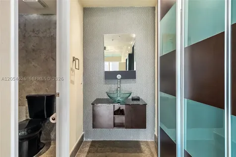 690 SW 1st Court Miami FL 33130