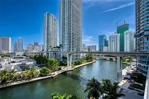 690 SW 1st Court Miami FL 33130