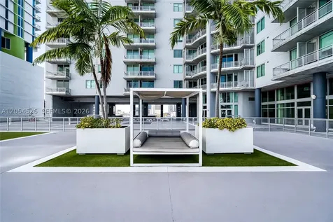 690 SW 1st Court Miami FL 33130