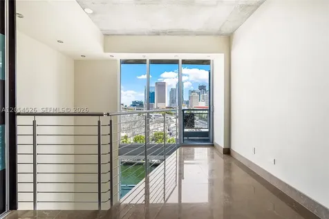 690 SW 1st Court Miami FL 33130