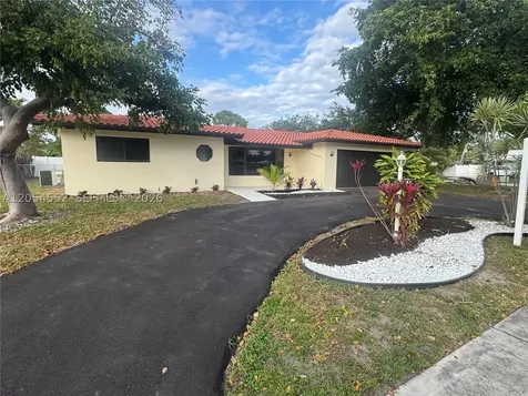1109 SE 10th Street Deerfield Beach FL 33441