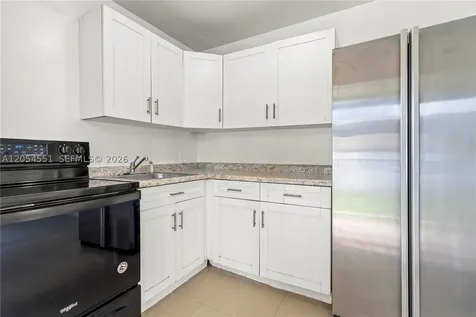 3527 NW 34th Street Miami FL 33142