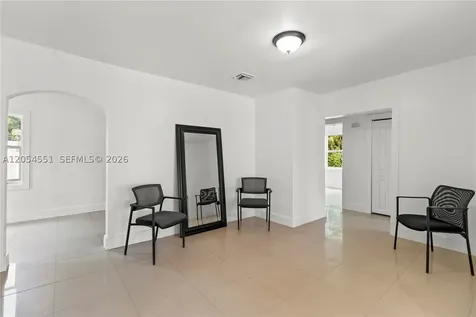 3527 NW 34th Street Miami FL 33142