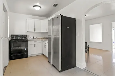3527 NW 34th Street Miami FL 33142