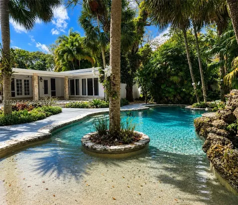 6065 SW 133rd Street Pinecrest FL 33156