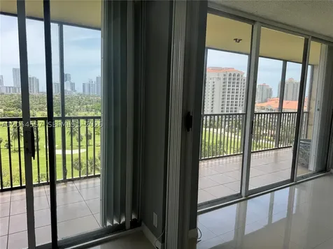20335 W Country Club Drive Aventura FL 33180