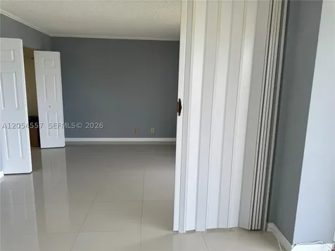 20335 W Country Club Drive Aventura FL 33180
