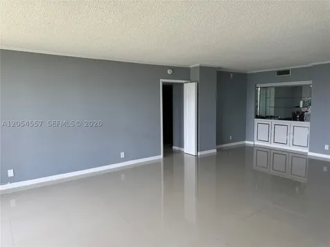 20335 W Country Club Drive Aventura FL 33180