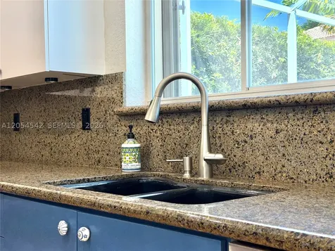 477 Fishtail Terrace Weston FL 33327