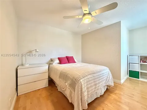 477 Fishtail Terrace Weston FL 33327