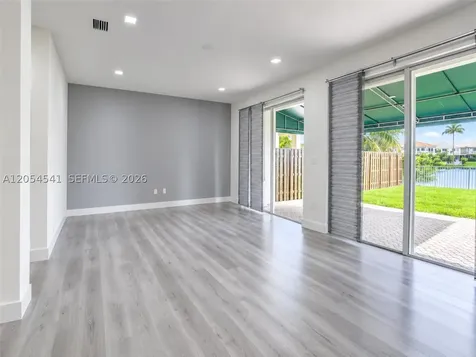 10956 NW 73rd Street Doral FL 33178