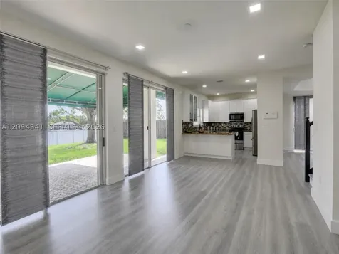 10956 NW 73rd Street Doral FL 33178