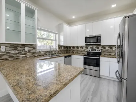 10956 NW 73rd Street Doral FL 33178
