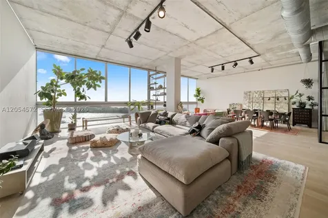 7934 West Drive North Bay Village FL 33141