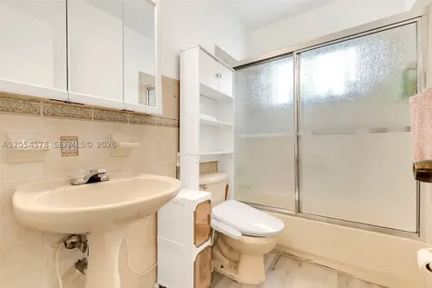900 SW 84th Avenue Miami FL 33144