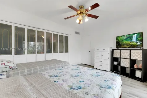 900 SW 84th Avenue Miami FL 33144