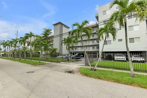 900 SW 84th Avenue Miami FL 33144
