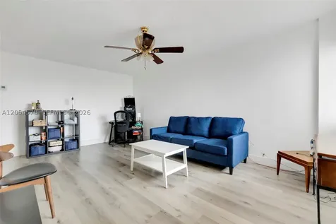 900 SW 84th Avenue Miami FL 33144