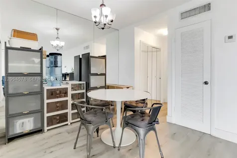900 SW 84th Avenue Miami FL 33144