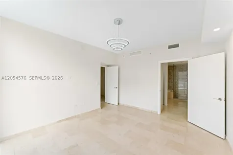 88 SW 7th Street Miami FL 33130