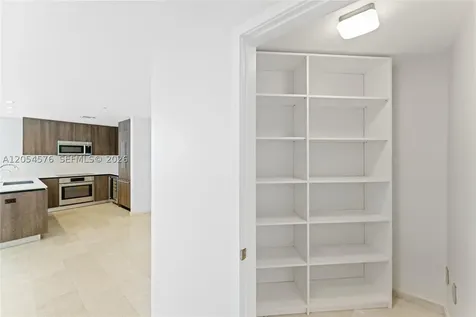 88 SW 7th Street Miami FL 33130