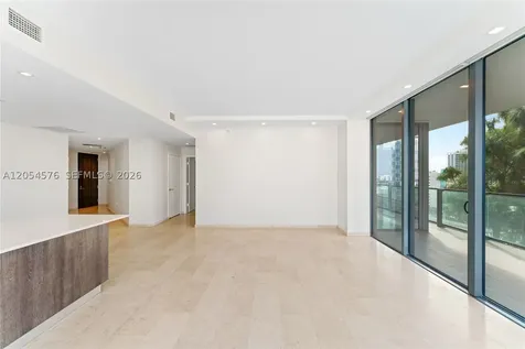 88 SW 7th Street Miami FL 33130