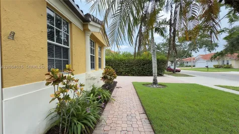 1247 NW 165th Avenue Pembroke Pines FL 33028