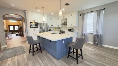 1247 NW 165th Avenue Pembroke Pines FL 33028