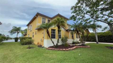 1247 NW 165th Avenue Pembroke Pines FL 33028
