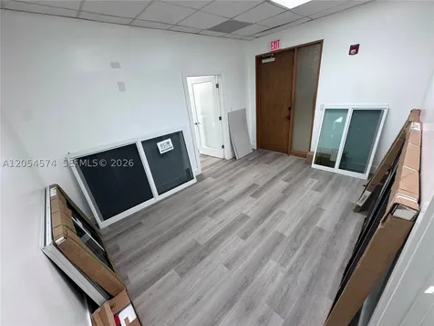 1333 E University Drive Plantation FL 33324