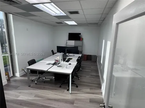 1333 E University Drive Plantation FL 33324