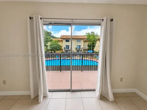 8650 SW 109th Avenue Miami FL 33173