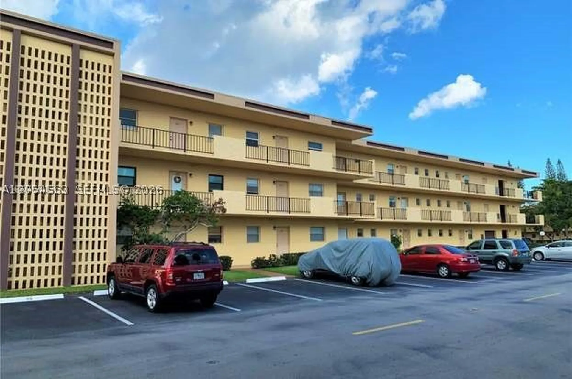 200 Berkley Road Hollywood FL 33024
