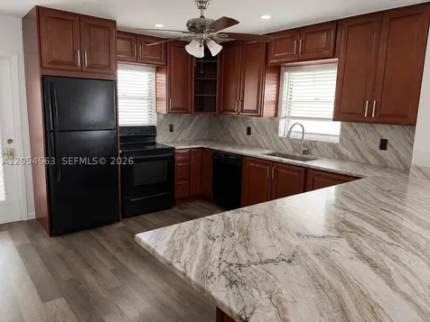 200 Berkley Road Hollywood FL 33024