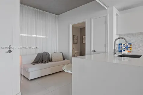 2900 NE 7th Avenue Miami FL 33137