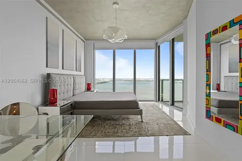 2900 NE 7th Avenue Miami FL 33137