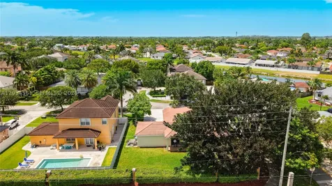 12971 SW 200th Terrace Miami FL 33177