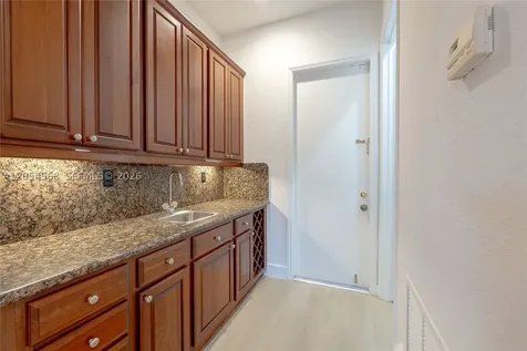 11213 NW 71st Terrace Doral FL 33178