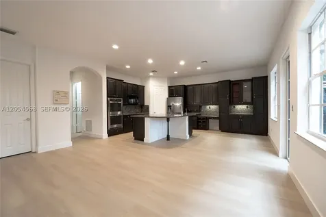 11213 NW 71st Terrace Doral FL 33178