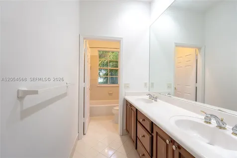 11213 NW 71st Terrace Doral FL 33178