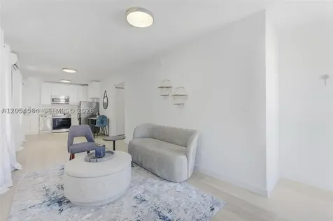 421 75th Street Miami Beach FL 33141