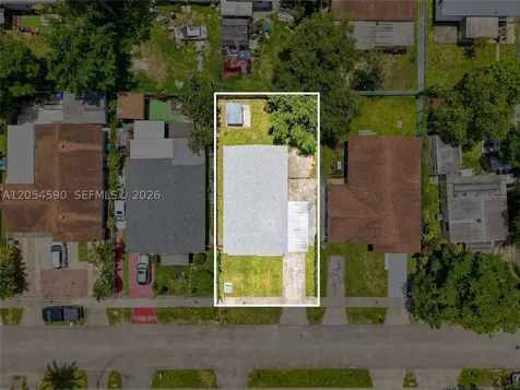 5632 SW 36th Court West Park FL 33023