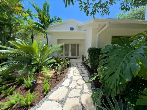 11450 SW 92nd Court Miami FL 33176