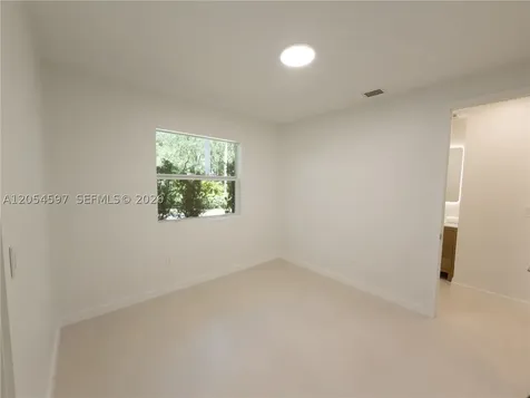 11450 SW 92nd Court Miami FL 33176